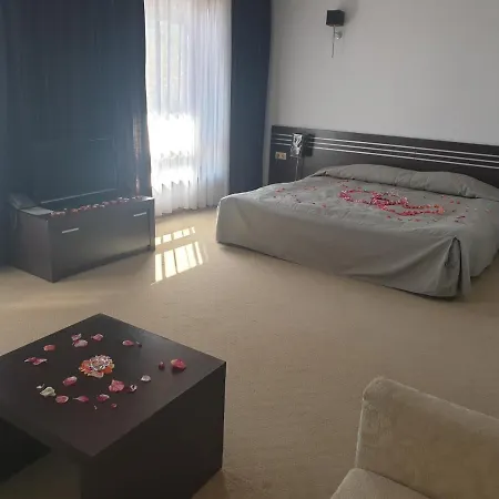Presidivm Palace 4*