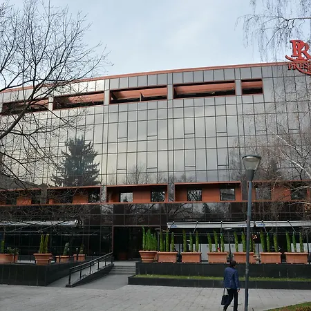 Хотел президиум палас Ловеч