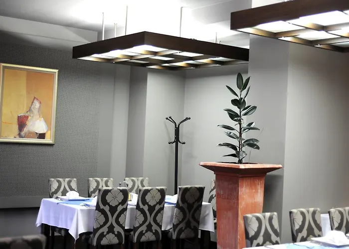 Presidivm Palace ホテル ロヴェチ